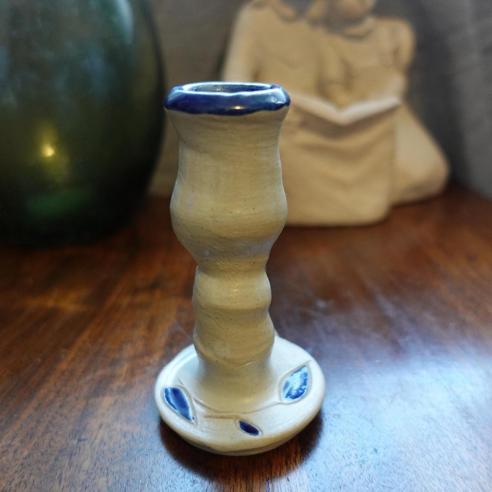 Antique hand carved cobalt salt glaze Williamsburg pottery candlestick‎ holder
